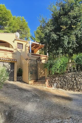 4 sovrum Finca/Hus på landet till salu i Pedreguer med garage - 295 000 € (Ref: 9898176)