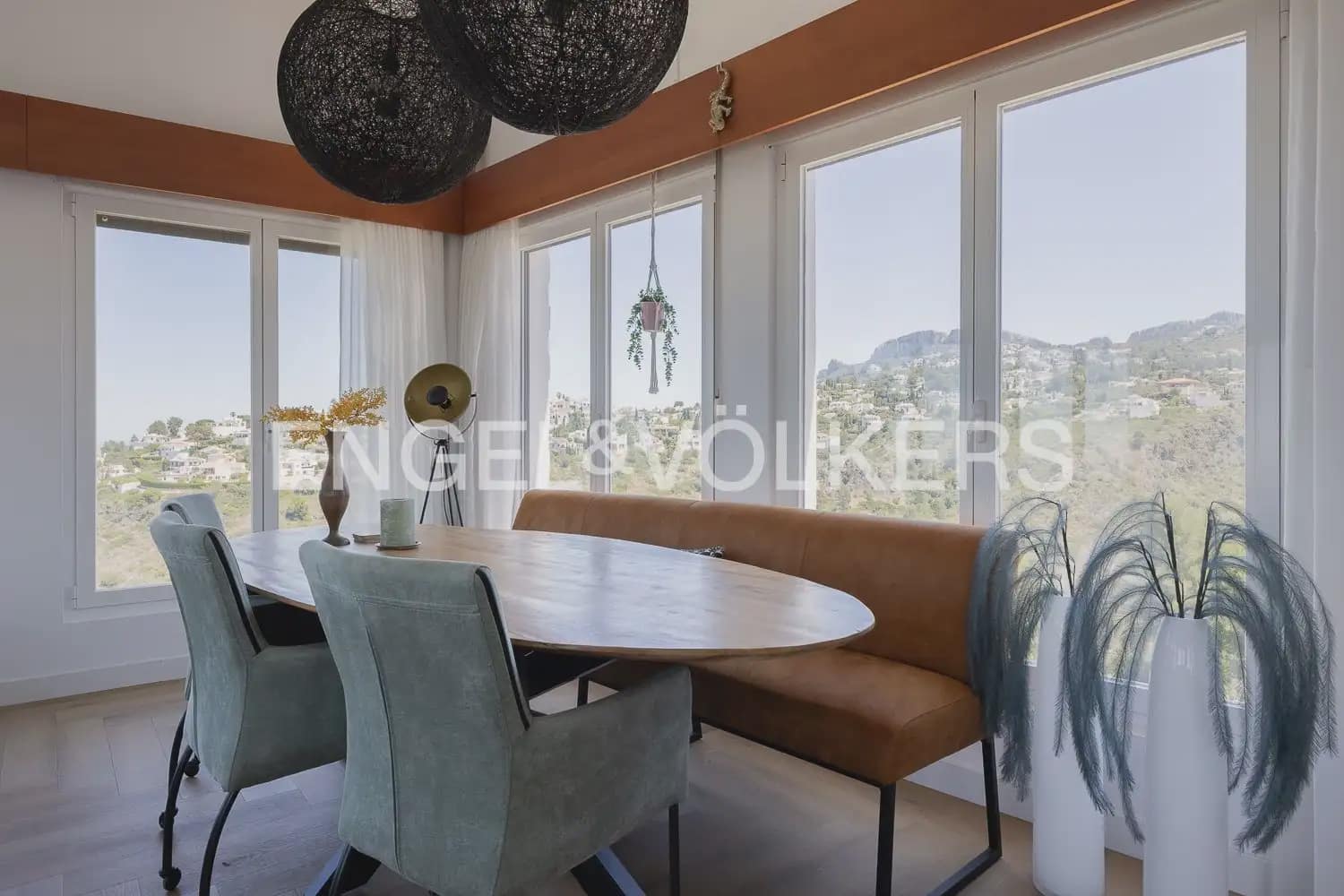 6 Zimmer Villa zu verkaufen in Pego mit Pool Garage - 895.000 € (Ref: 9898177)