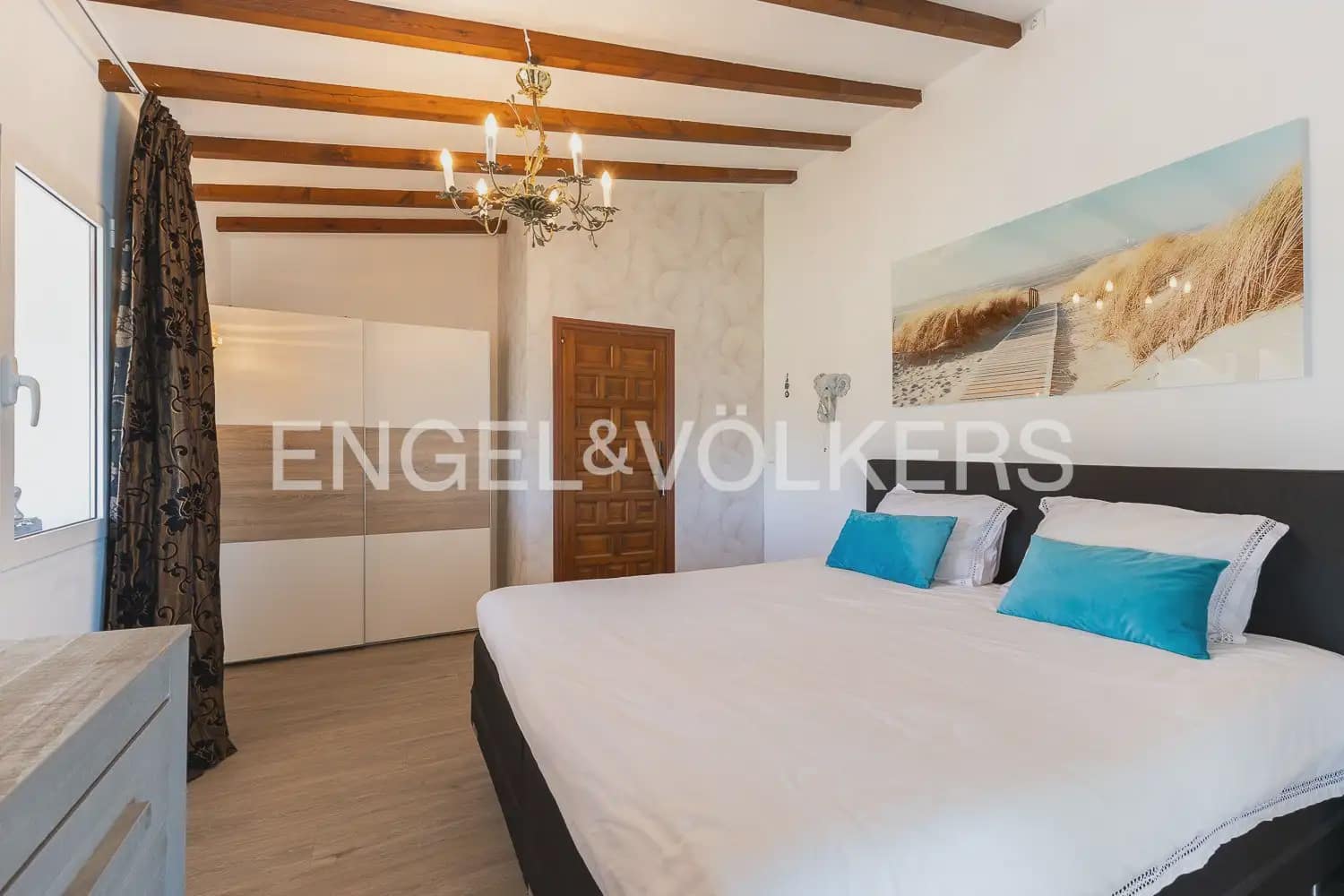 6 Zimmer Villa zu verkaufen in Pego mit Pool Garage - 895.000 € (Ref: 9898177)