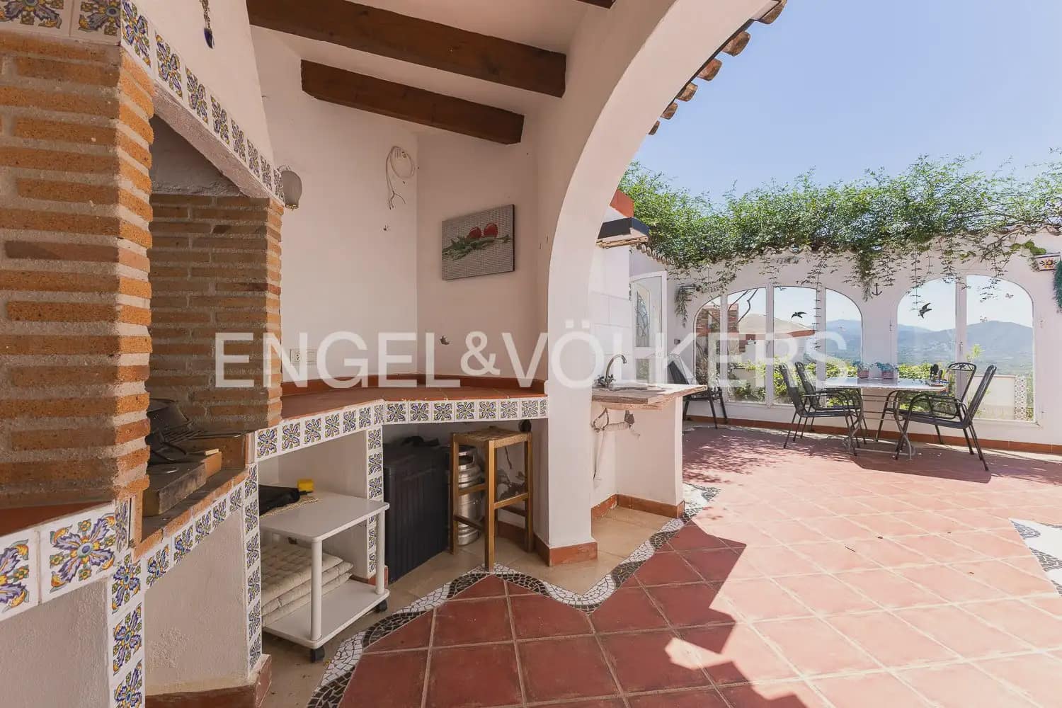 6 Zimmer Villa zu verkaufen in Pego mit Pool Garage - 895.000 € (Ref: 9898177)