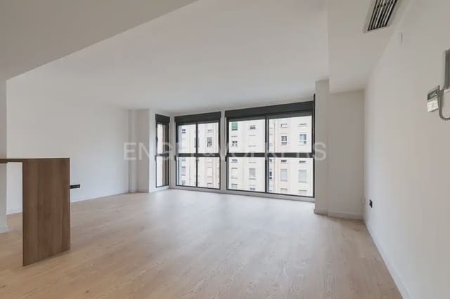 Appartement de 4 chambres à louer à L'Amistat, Valence ville avec garage - 2 100 € (Ref: 9898178)