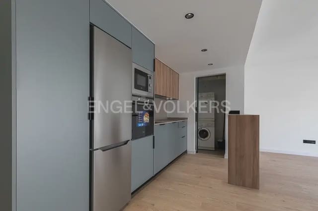Appartement de 4 chambres à louer à L'Amistat, Valence ville avec garage - 2 100 € (Ref: 9898178)