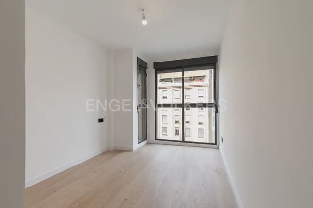 Appartement de 4 chambres à louer à L'Amistat, Valence ville avec garage - 2 100 € (Ref: 9898178)
