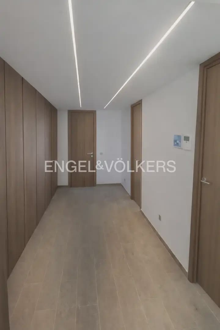 7 bedroom Villa for sale in Torrent with pool garage - € 1,495,000 (Ref: 9898180)