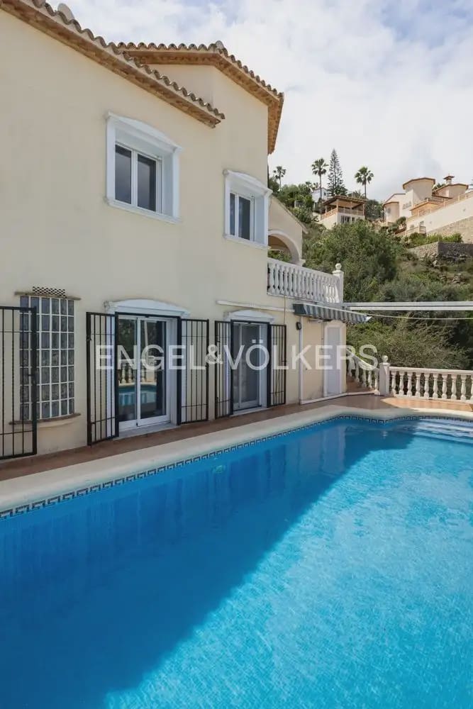 4 quarto Moradia para venda em Pedreguer com piscina - 549 000 € (Ref: 9898183)