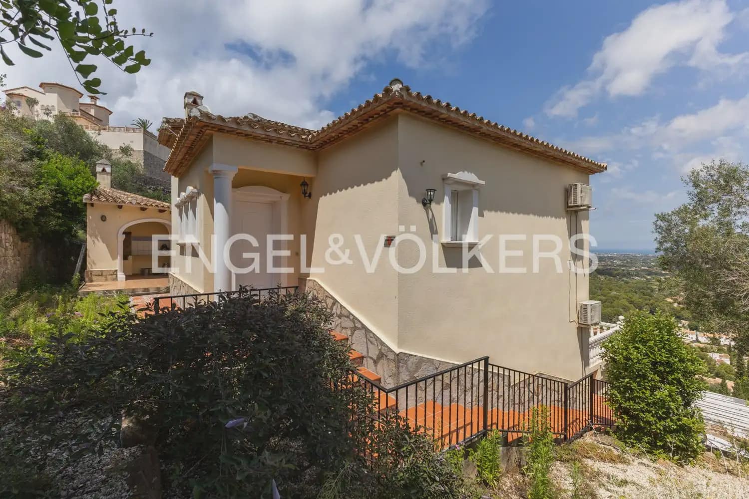 4 quarto Moradia para venda em Pedreguer com piscina - 549 000 € (Ref: 9898183)