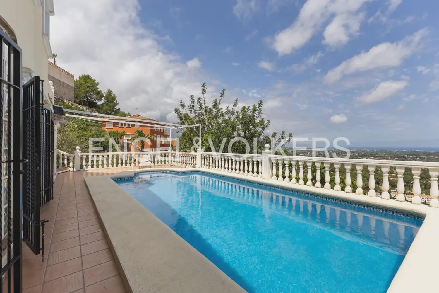 4 quarto Moradia para venda em Pedreguer com piscina - 549 000 € (Ref: 9898183)
