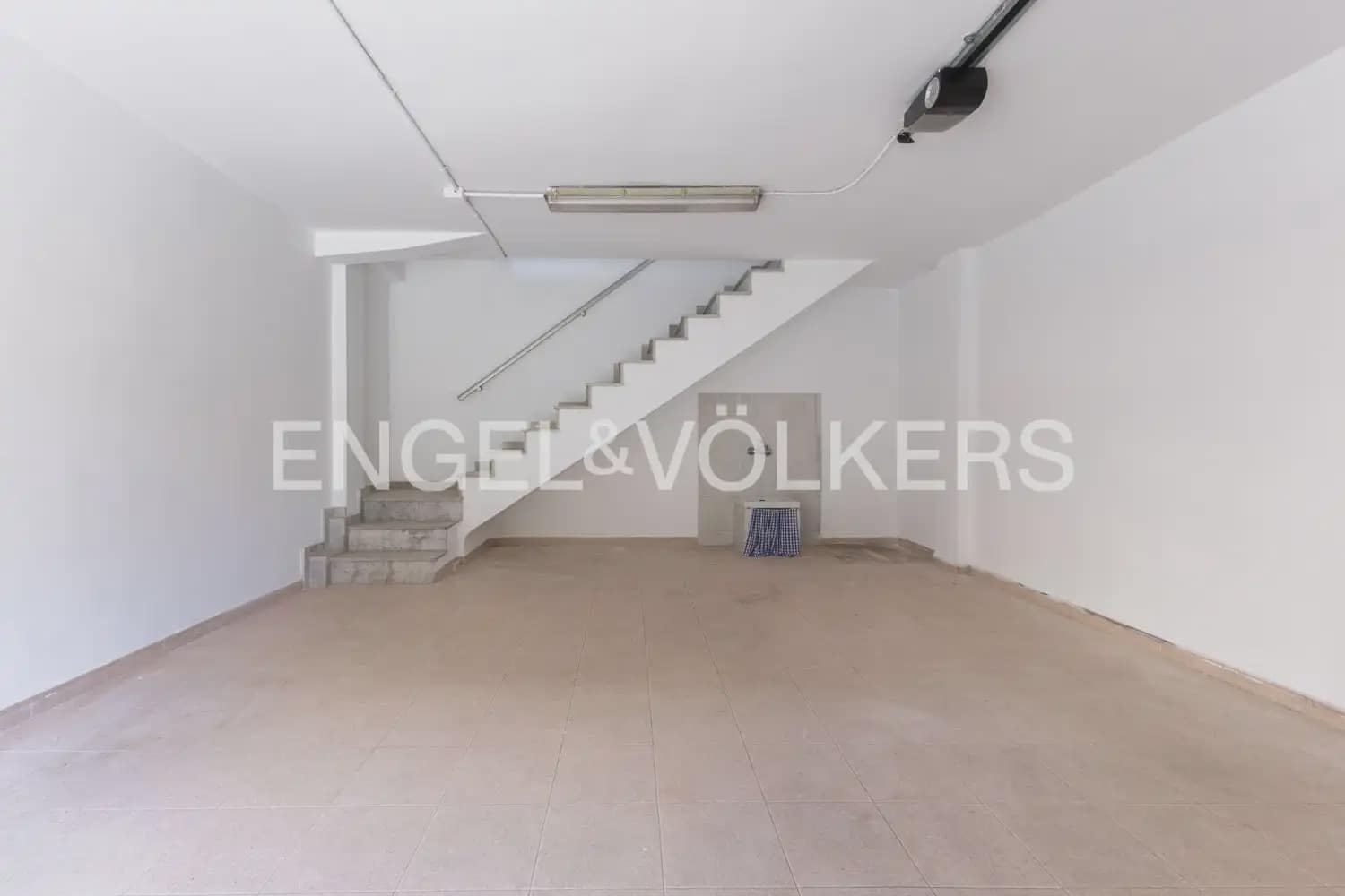 Garage til salg i Gandia - € 99.900 (Ref: 9898185)