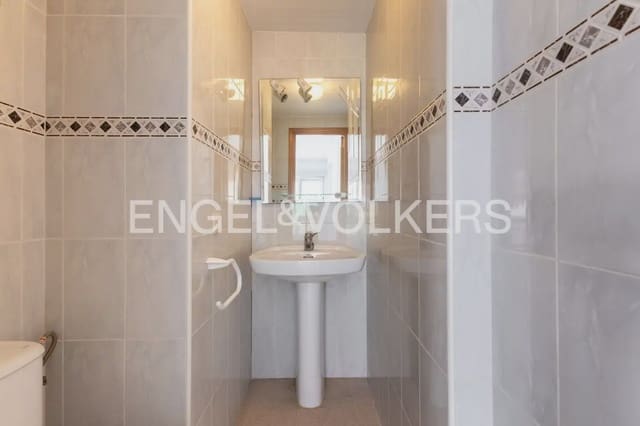 Garage til salg i Gandia - € 99.900 (Ref: 9898185)