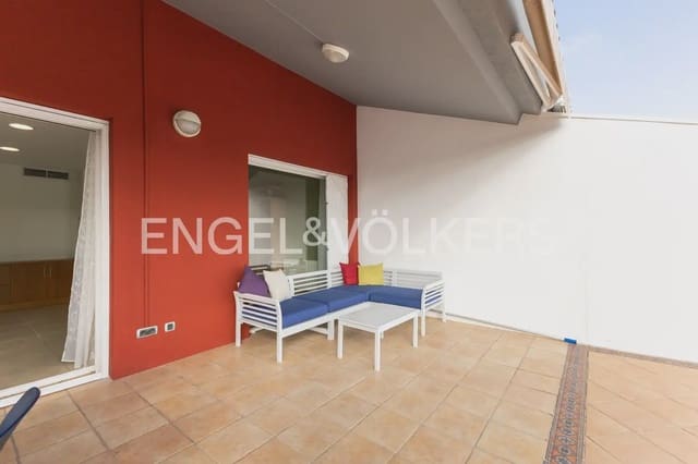4 bedroom Villa for rent in El Grau de Castelló, Castelló de la Plana with pool - € 3,000 (Ref: 9898187)