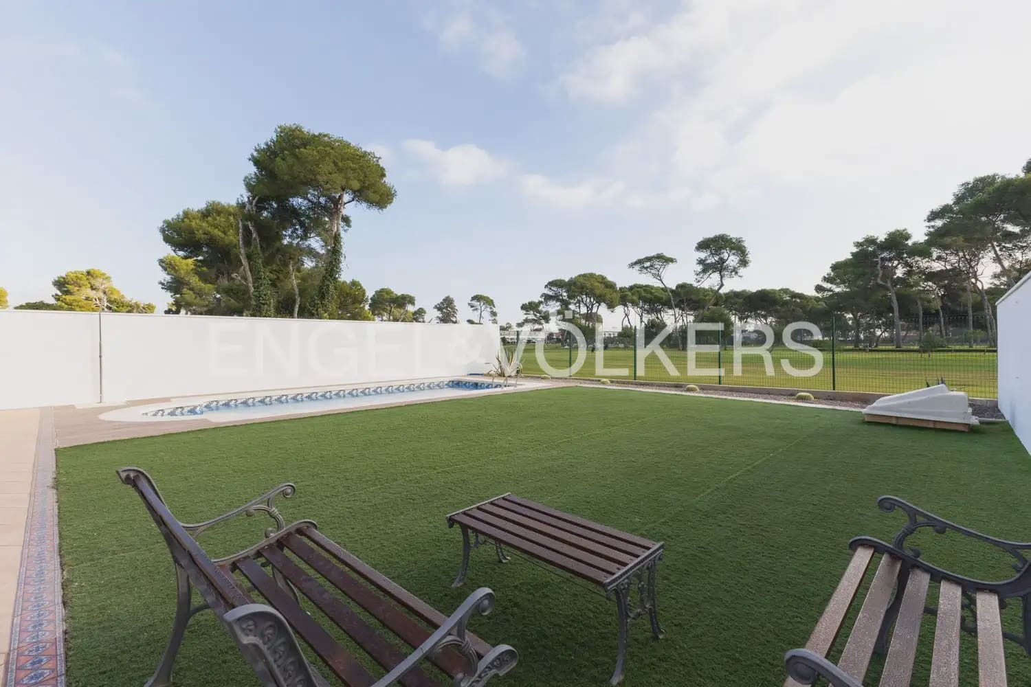 4 bedroom Villa for rent in Castello de la Plana with pool - € 3,000 (Ref: 9898187)
