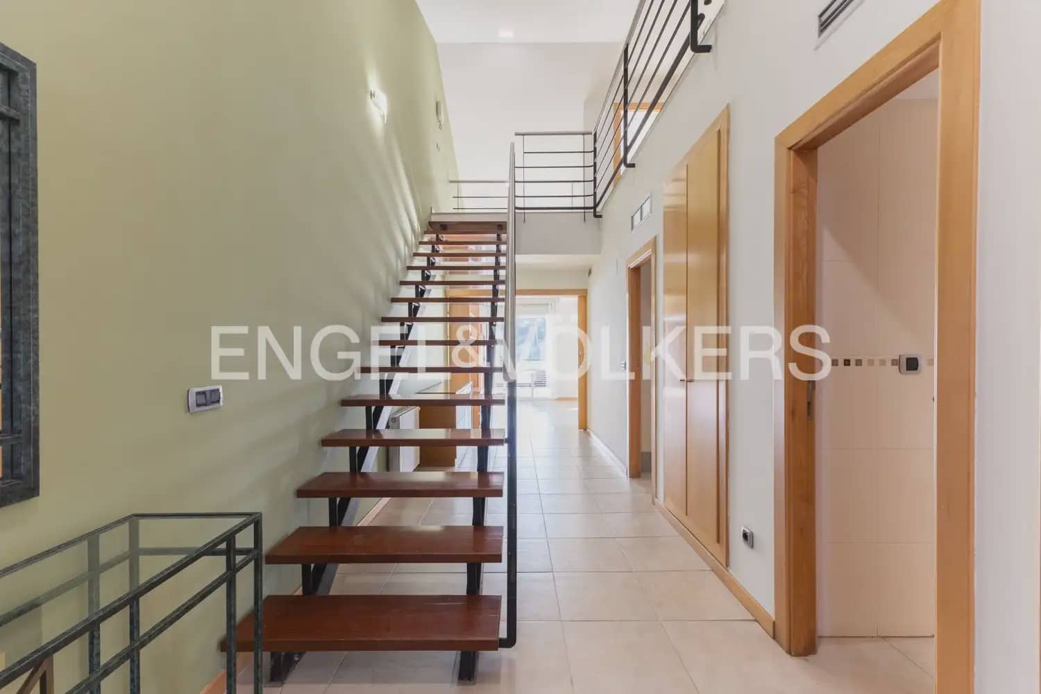 4 bedroom Villa for rent in Castello de la Plana with pool - € 3,000 (Ref: 9898187)