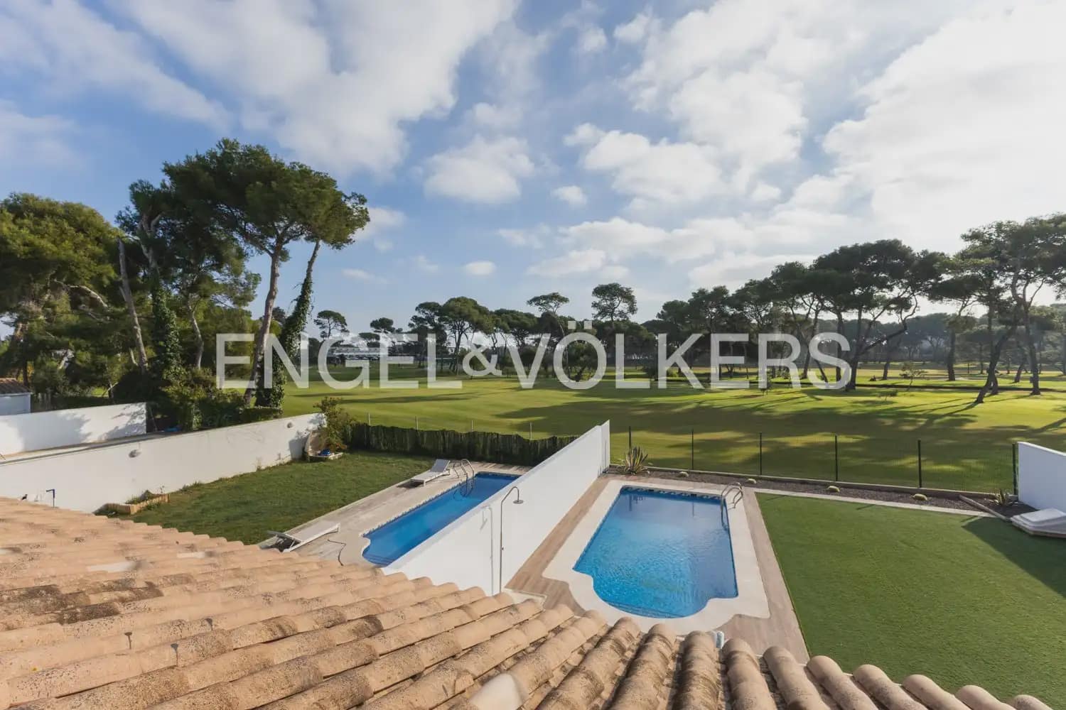4 bedroom Villa for rent in Castello de la Plana with pool - € 3,000 (Ref: 9898187)