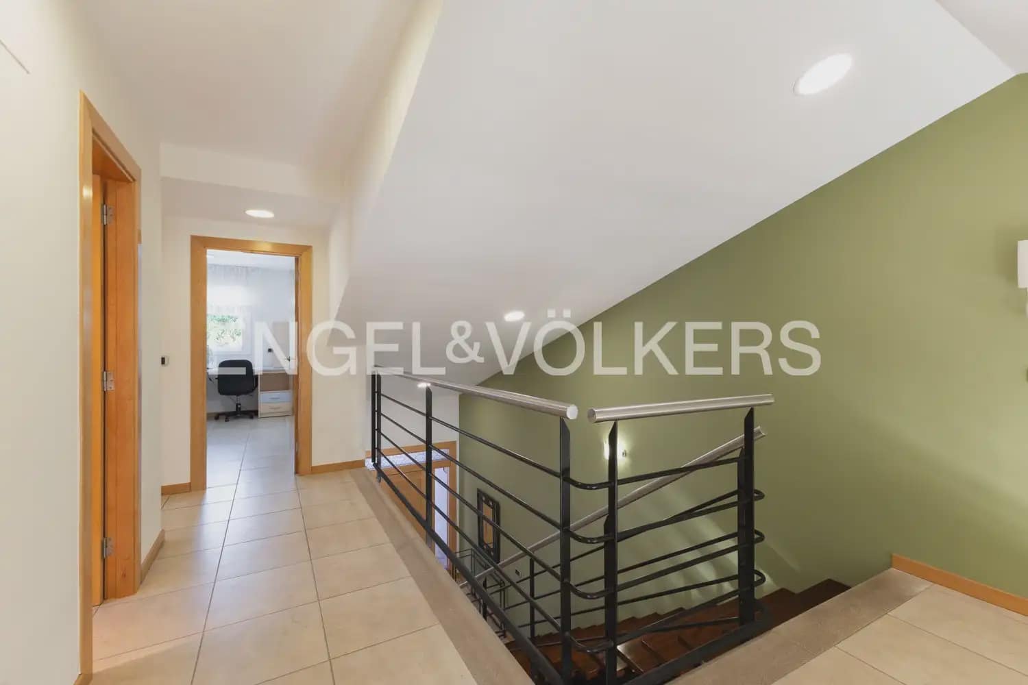 4 bedroom Villa for rent in Castello de la Plana with pool - € 3,000 (Ref: 9898187)