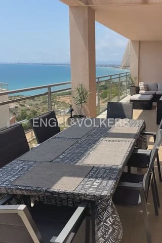 3 bedroom Flat for rent in Oropesa  with pool garage - € 1,390 (Ref: 9898188)
