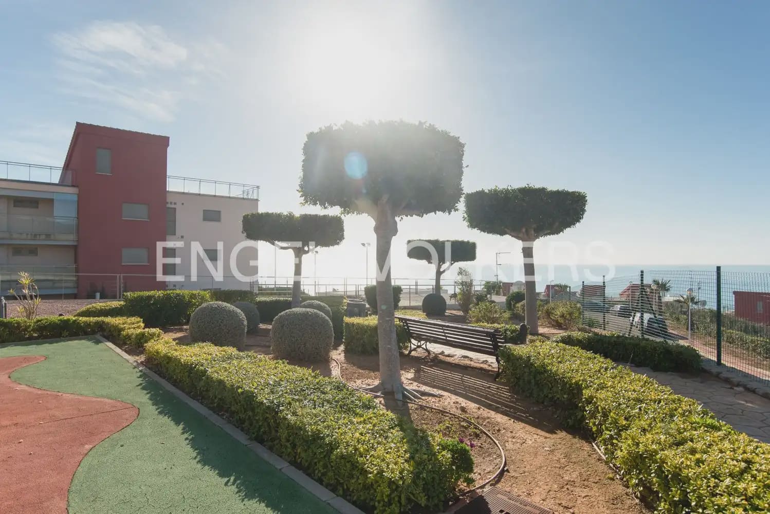 3 bedroom Flat for rent in Oropesa  with pool garage - € 1,390 (Ref: 9898188)