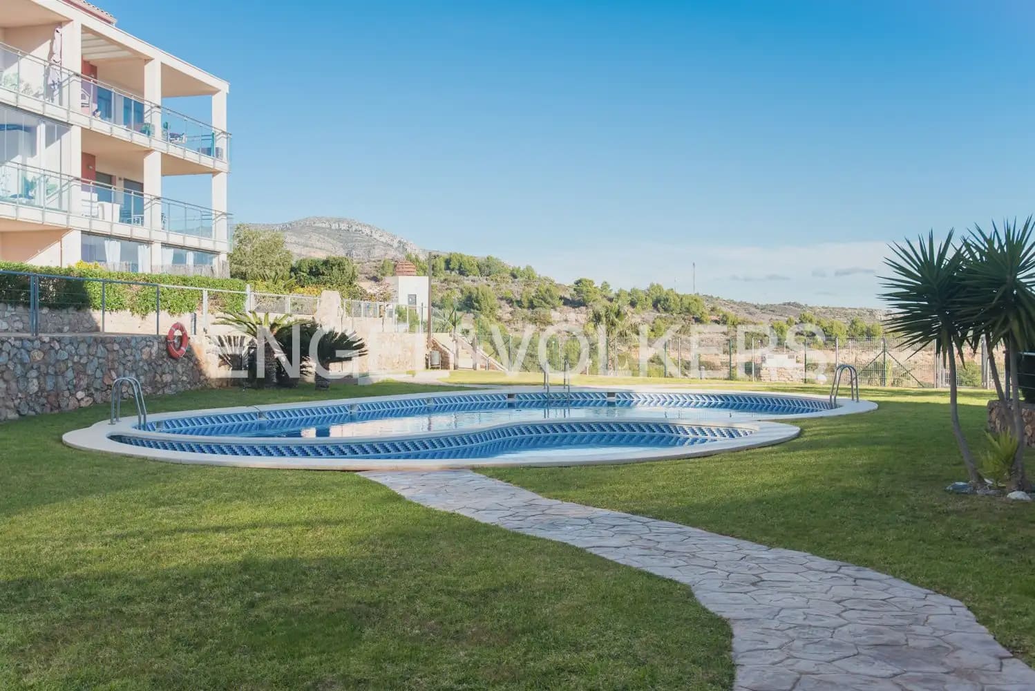 3 bedroom Flat for rent in Oropesa  with pool garage - € 1,390 (Ref: 9898188)