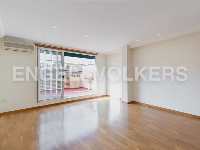 2 slaapkamer Penthouse te huur in Arrancapins, Valencia stad - € 1.400 (Ref: 9898190)