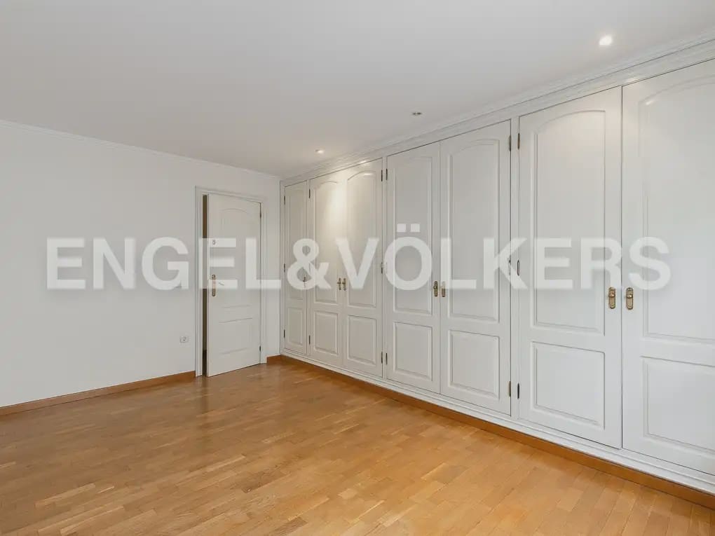 2 sovrum Takvåning att hyra i Valencia stad - 1 400 € (Ref: 9898190)