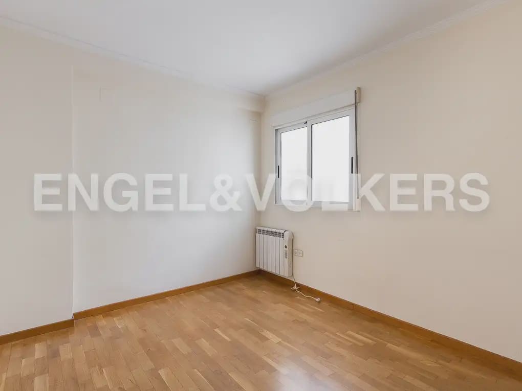2 sovrum Takvåning att hyra i Valencia stad - 1 400 € (Ref: 9898190)