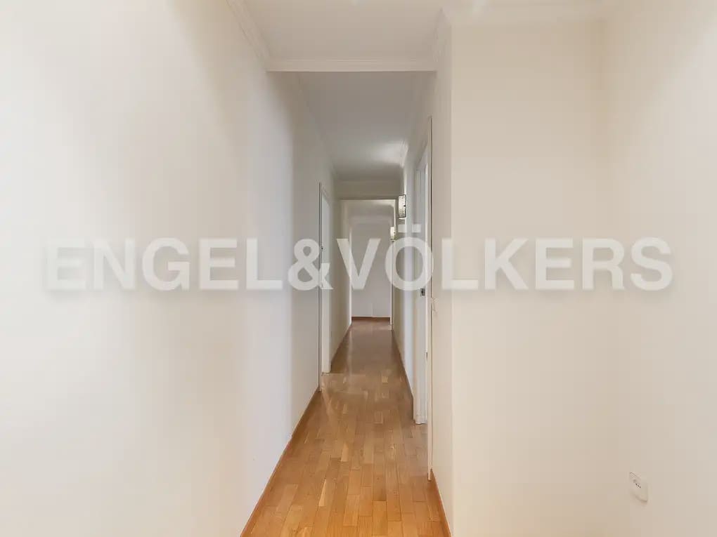 2 sovrum Takvåning att hyra i Valencia stad - 1 400 € (Ref: 9898190)