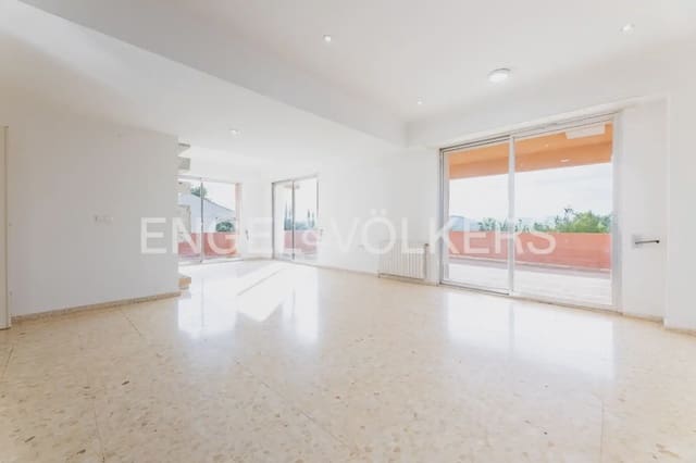 5 bedroom Villa for sale in El Vedat de Torrente, Torrent with pool garage - € 475,000 (Ref: 9898192)