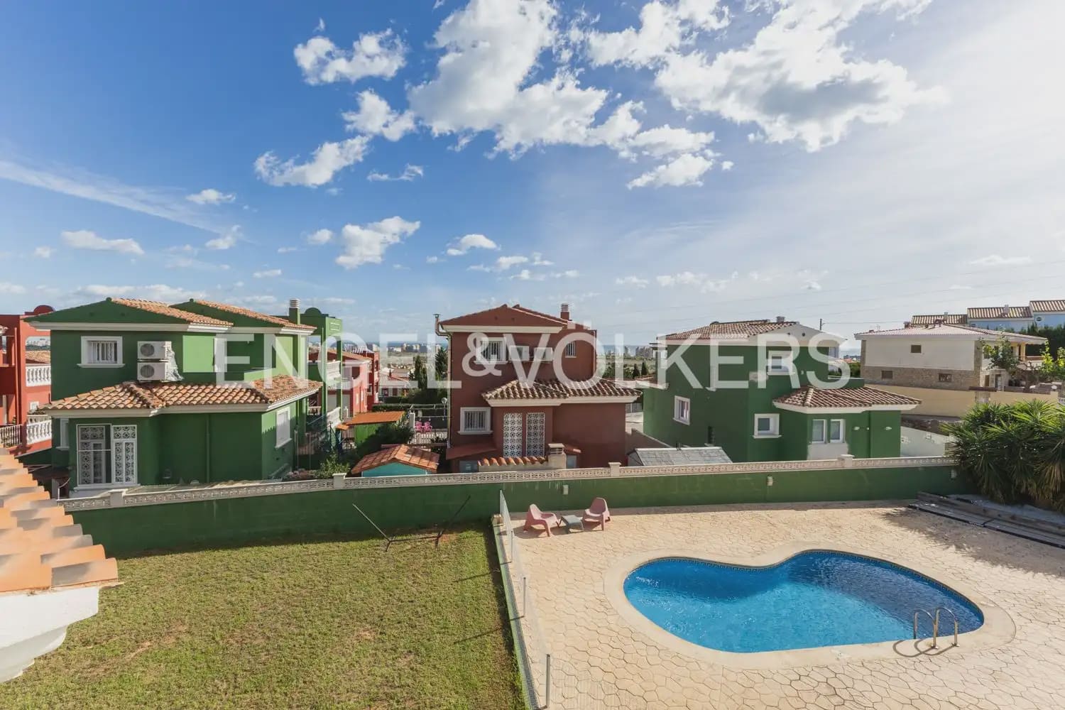 3 Zimmer Villa zu verkaufen in Peniscola mit Pool Garage - 371.000 € (Ref: 9898194)