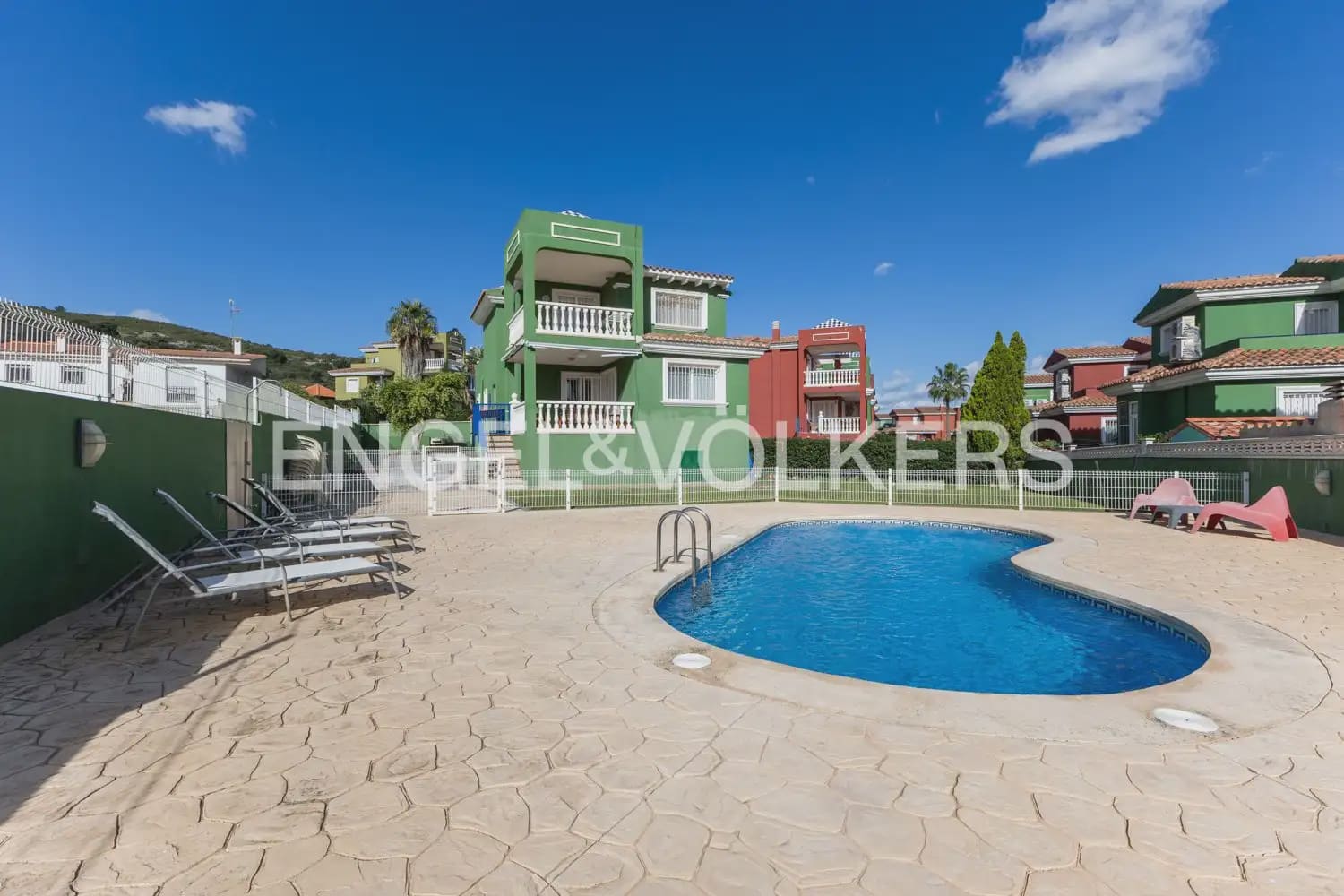 3 Zimmer Villa zu verkaufen in Peniscola mit Pool Garage - 371.000 € (Ref: 9898194)