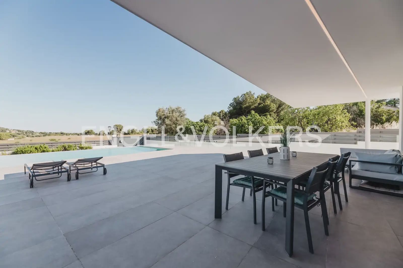 8 bedroom Villa for sale in Naquera with pool garage - € 1,450,000 (Ref: 9898195)