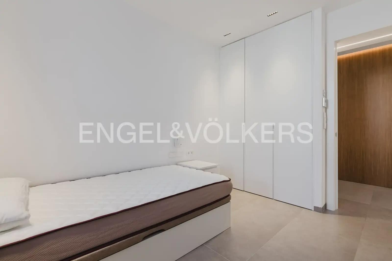 8 bedroom Villa for sale in Naquera with pool garage - € 1,450,000 (Ref: 9898195)