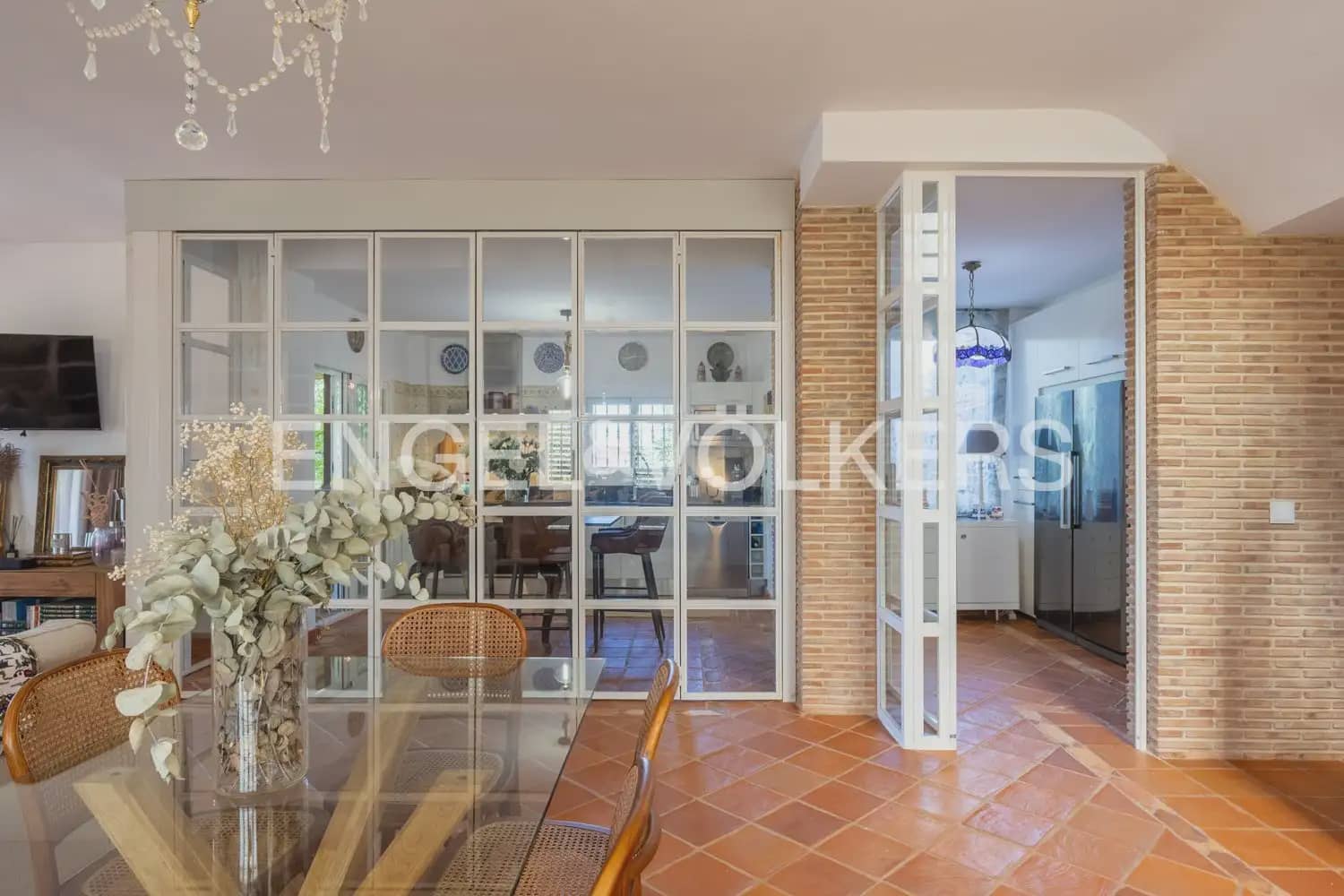 5 bedroom Villa for rent in Riba-roja de Turia with pool garage - € 4,400 (Ref: 9898196)
