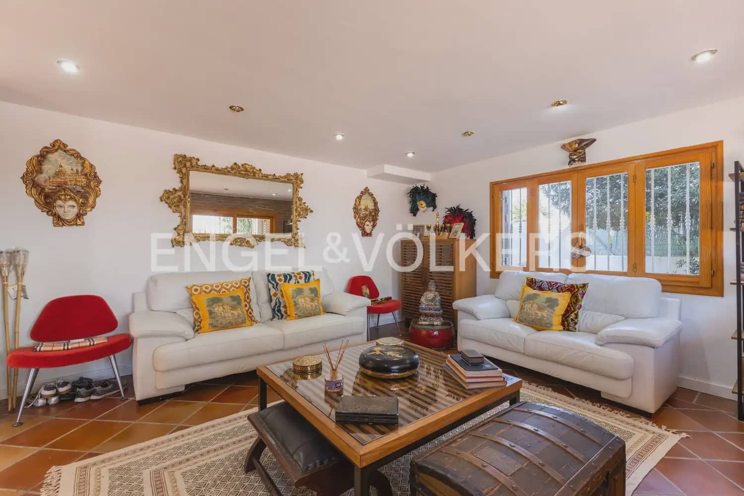 5 bedroom Villa for rent in Riba-roja de Turia with pool garage - € 4,400 (Ref: 9898196)