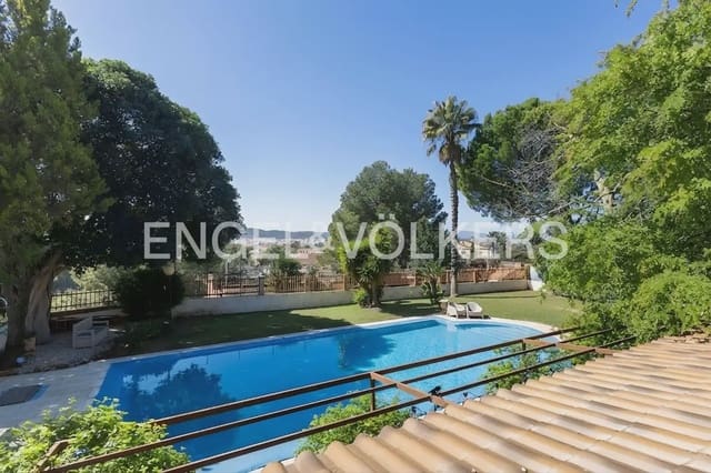 5 bedroom Villa for rent in Riba-roja de Túria with pool garage - € 4,400 (Ref: 9898196)