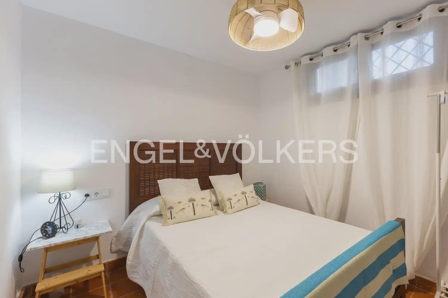 5 bedroom Villa for rent in Riba-roja de Turia with pool garage - € 4,400 (Ref: 9898196)
