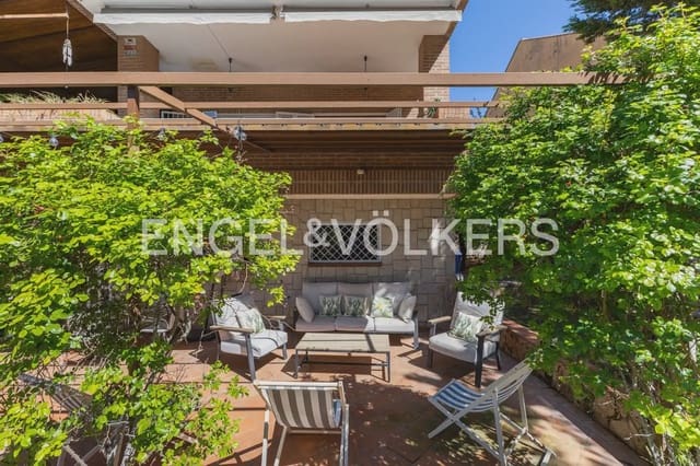 5 bedroom Villa for rent in Riba-roja de Túria with pool garage - € 4,400 (Ref: 9898196)