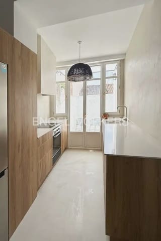 1 bedroom Townhouse for sale in Burjassot - € 350,000 (Ref: 9898197)