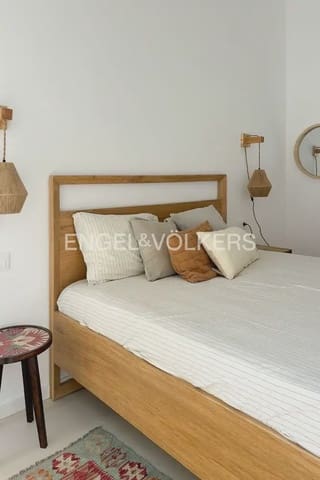 1 bedroom Townhouse for sale in Burjassot - € 350,000 (Ref: 9898197)