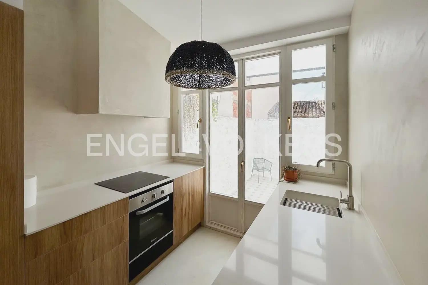 1 bedroom Townhouse for sale in Burjassot - € 350,000 (Ref: 9898197)
