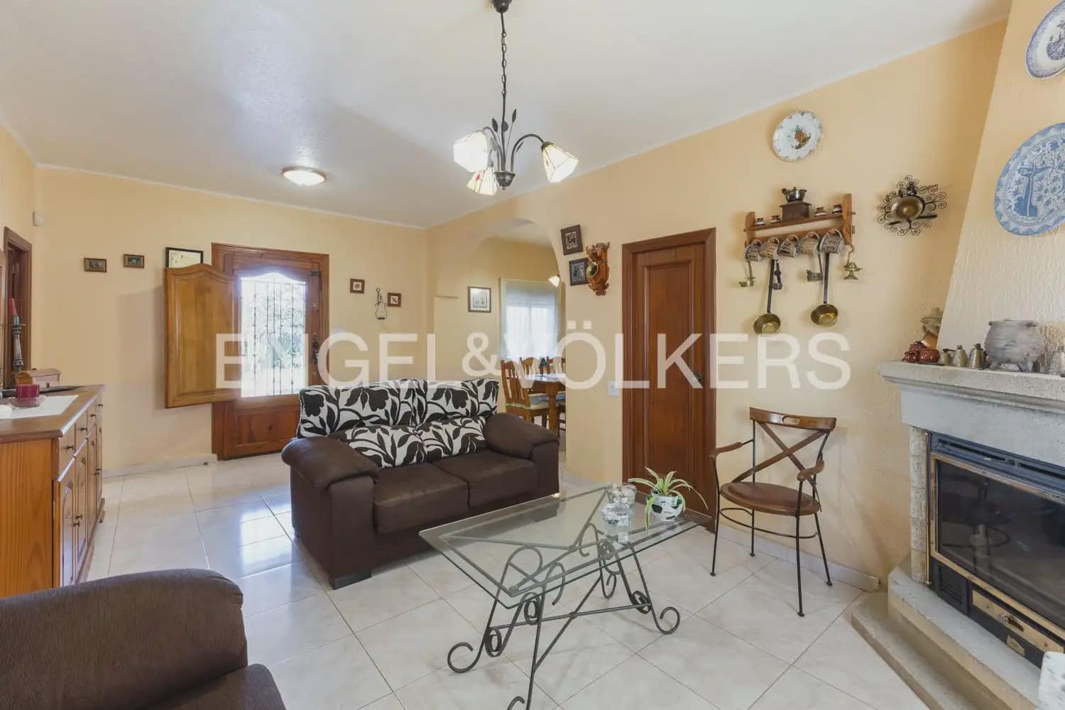4 bedroom Villa for sale in Betera with garage - € 425,000 (Ref: 9898198)