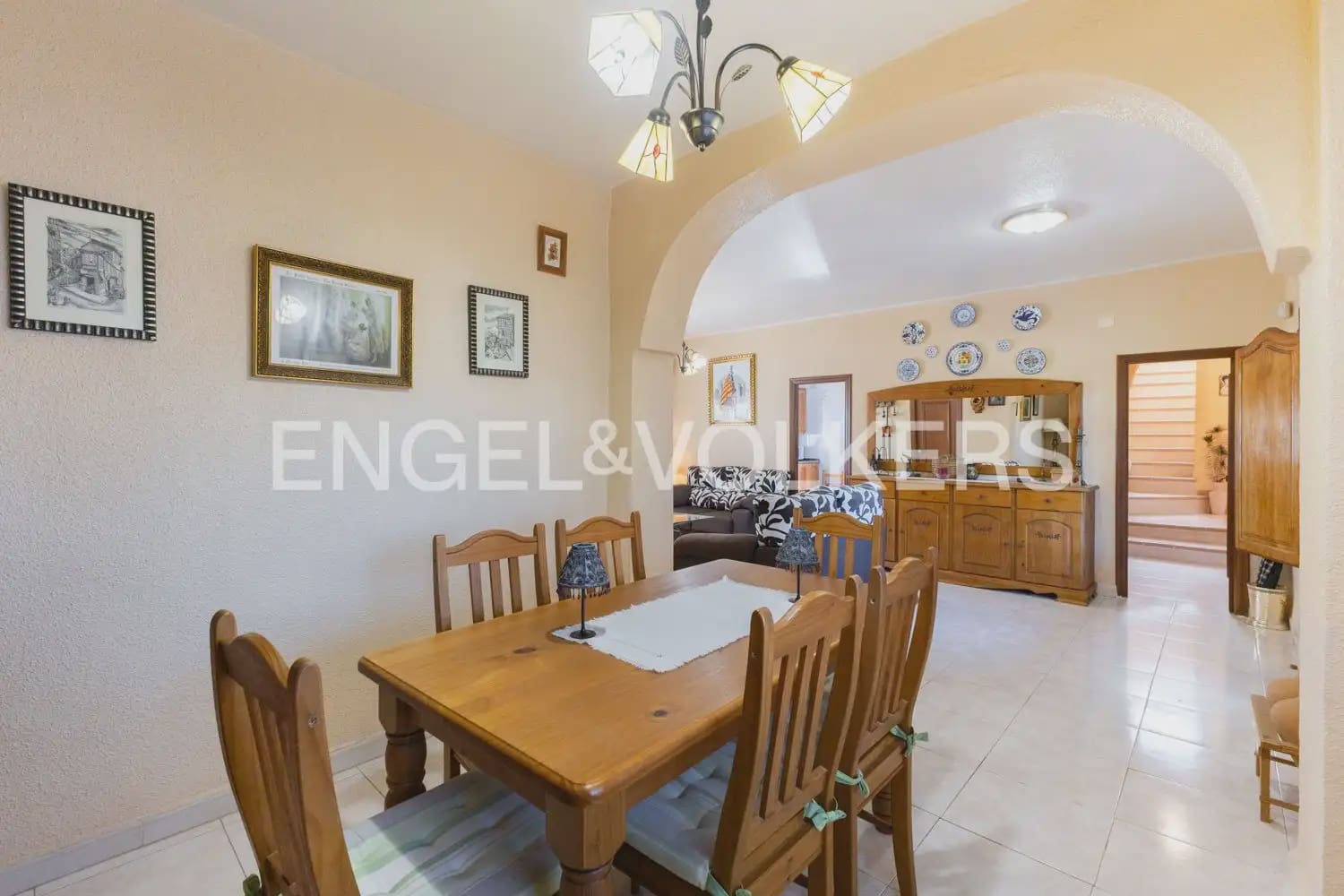 4 bedroom Villa for sale in Betera with garage - € 425,000 (Ref: 9898198)