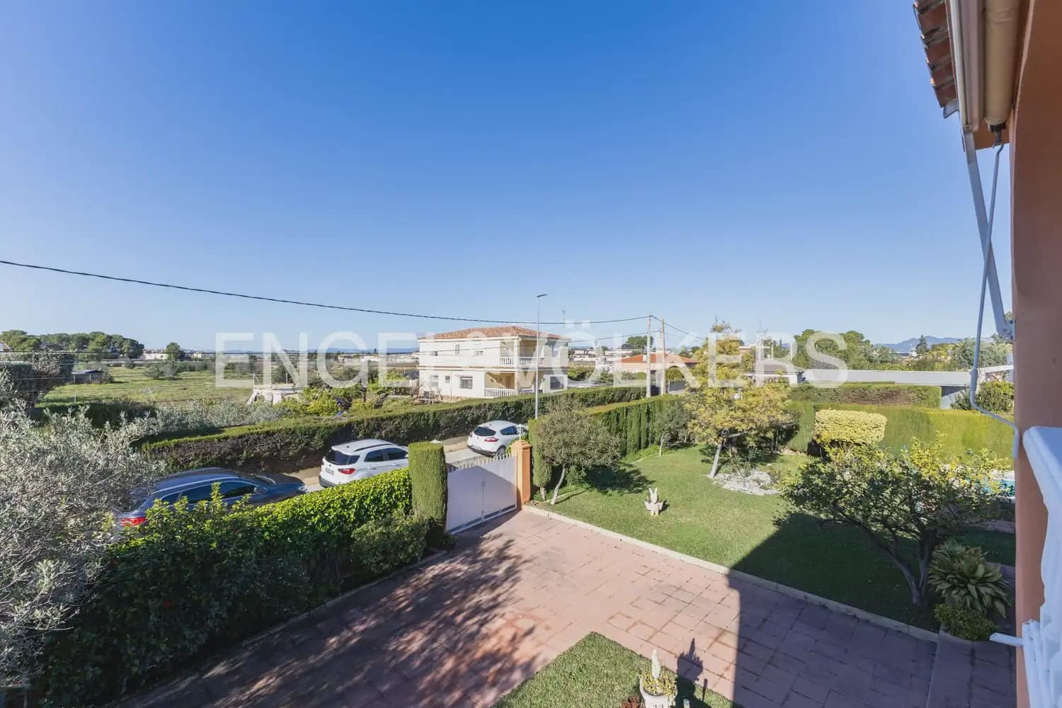 4 bedroom Villa for sale in Betera with garage - € 425,000 (Ref: 9898198)