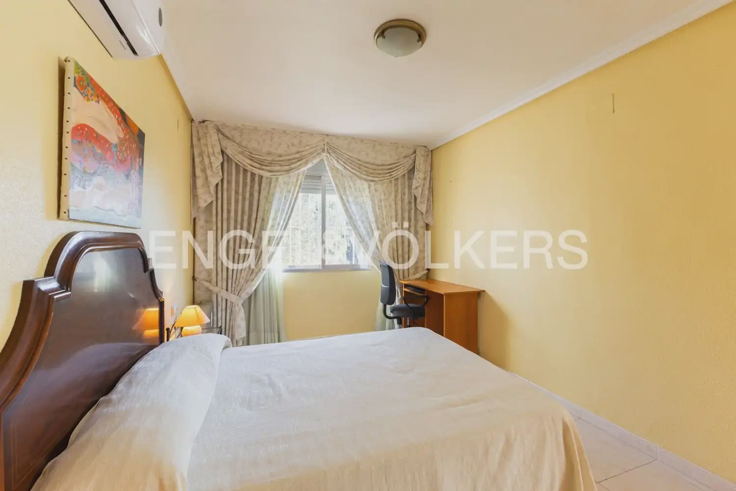 4 bedroom Villa for sale in Betera with garage - € 425,000 (Ref: 9898198)