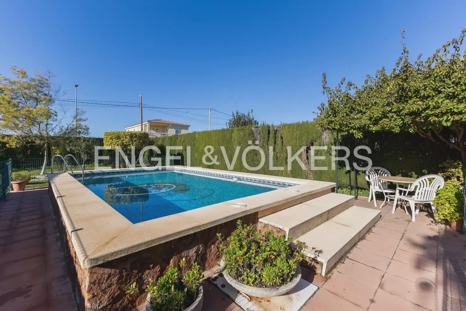 4 bedroom Villa for sale in Betera with garage - € 425,000 (Ref: 9898198)