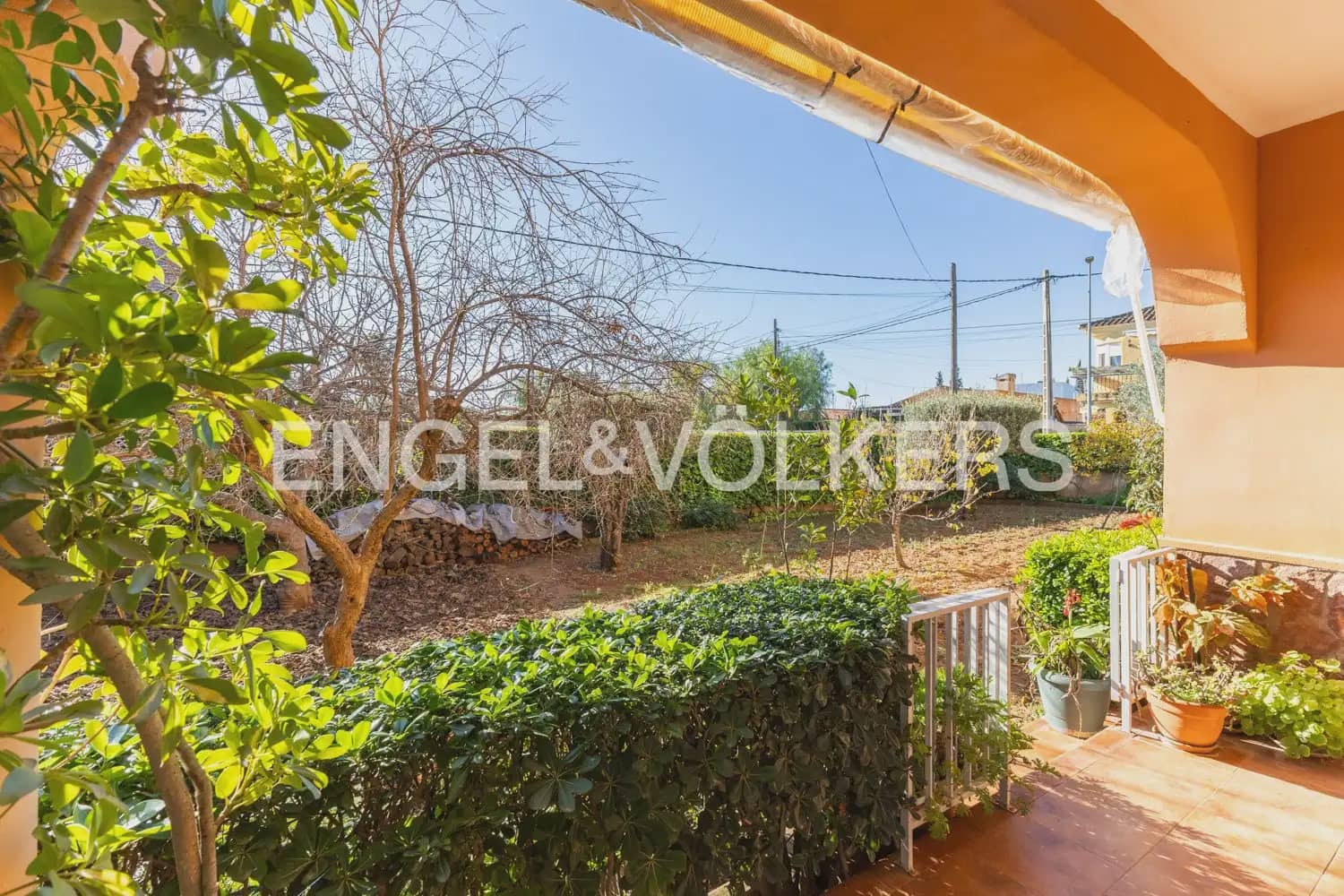 4 bedroom Villa for sale in Betera with garage - € 425,000 (Ref: 9898198)