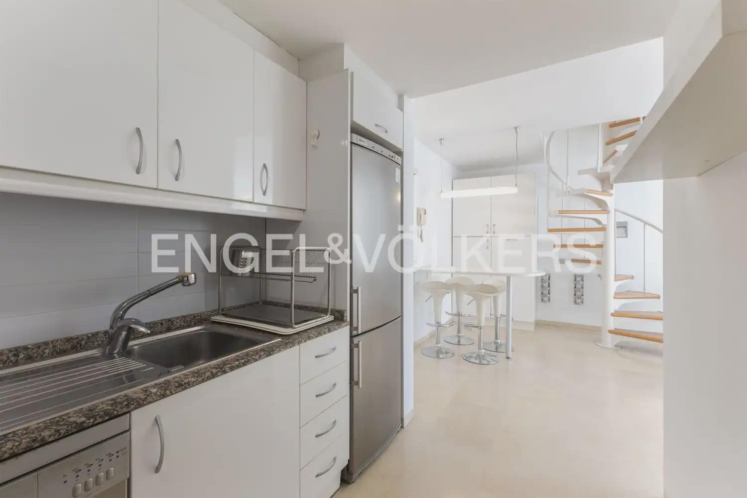 2 sypialnia Apartament na sprzedaż w Miasto Walencja z garażem - 410 000 € (Ref: 9898199)
