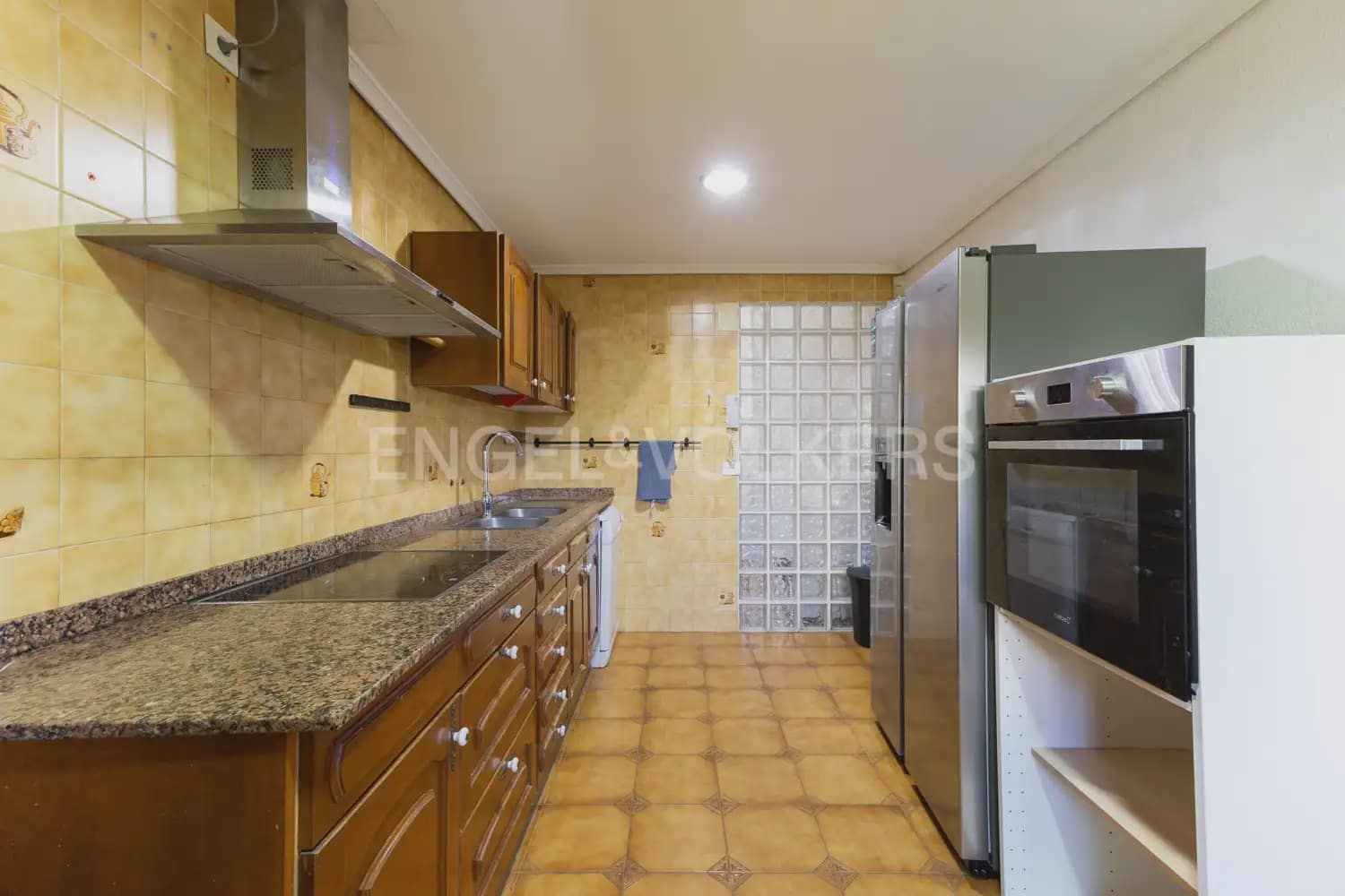 5 quarto Moradia para venda em Benicassim com garagem - 565 000 € (Ref: 9898202)