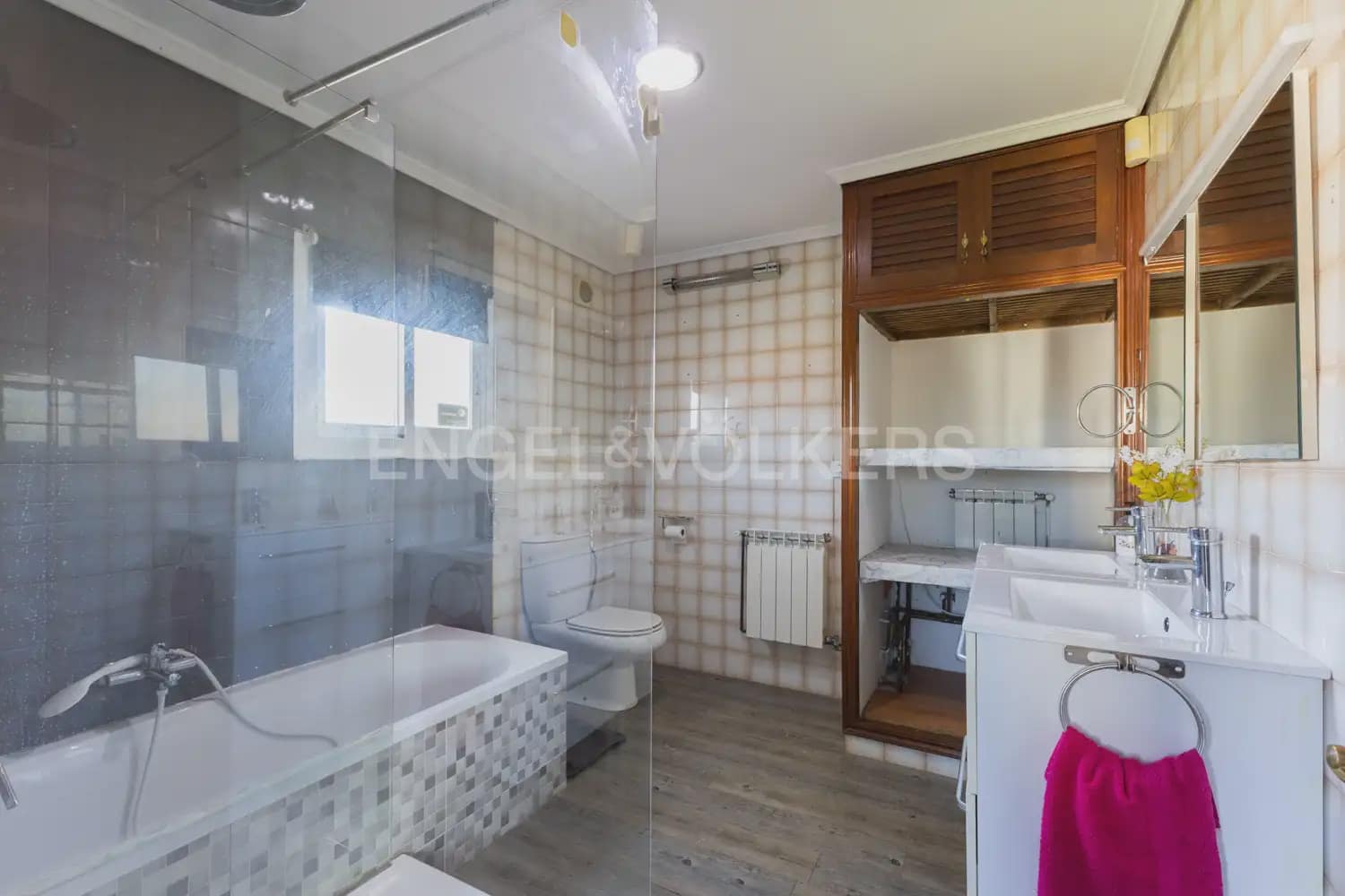 5 quarto Moradia para venda em Benicassim com garagem - 565 000 € (Ref: 9898202)