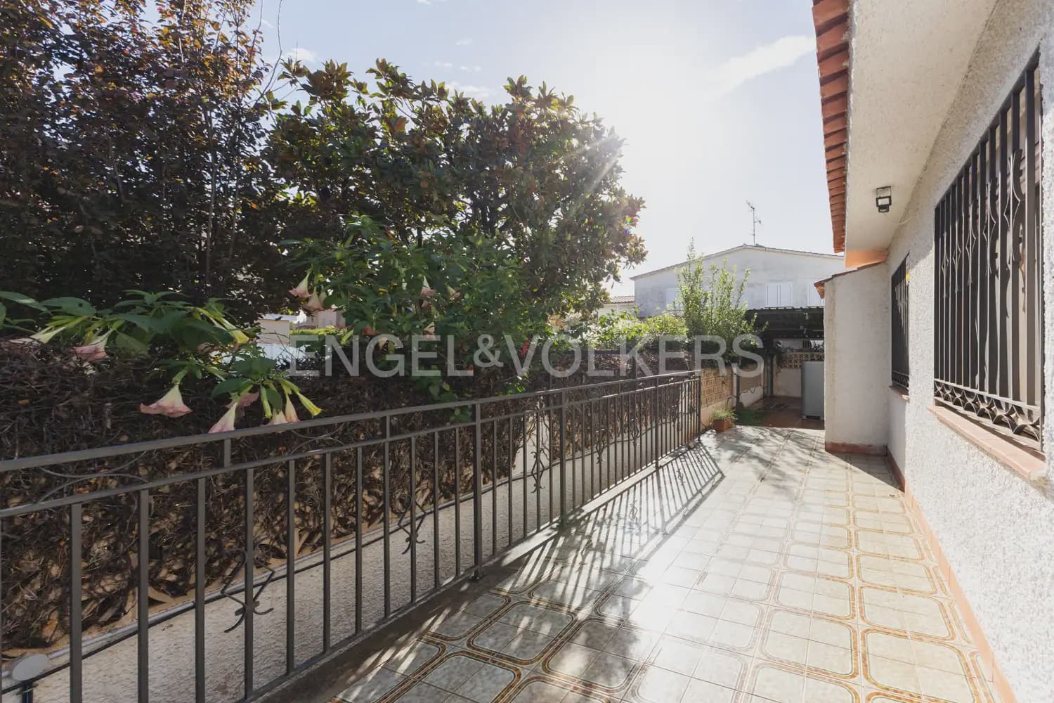 5 quarto Moradia para venda em Benicassim com garagem - 565 000 € (Ref: 9898202)