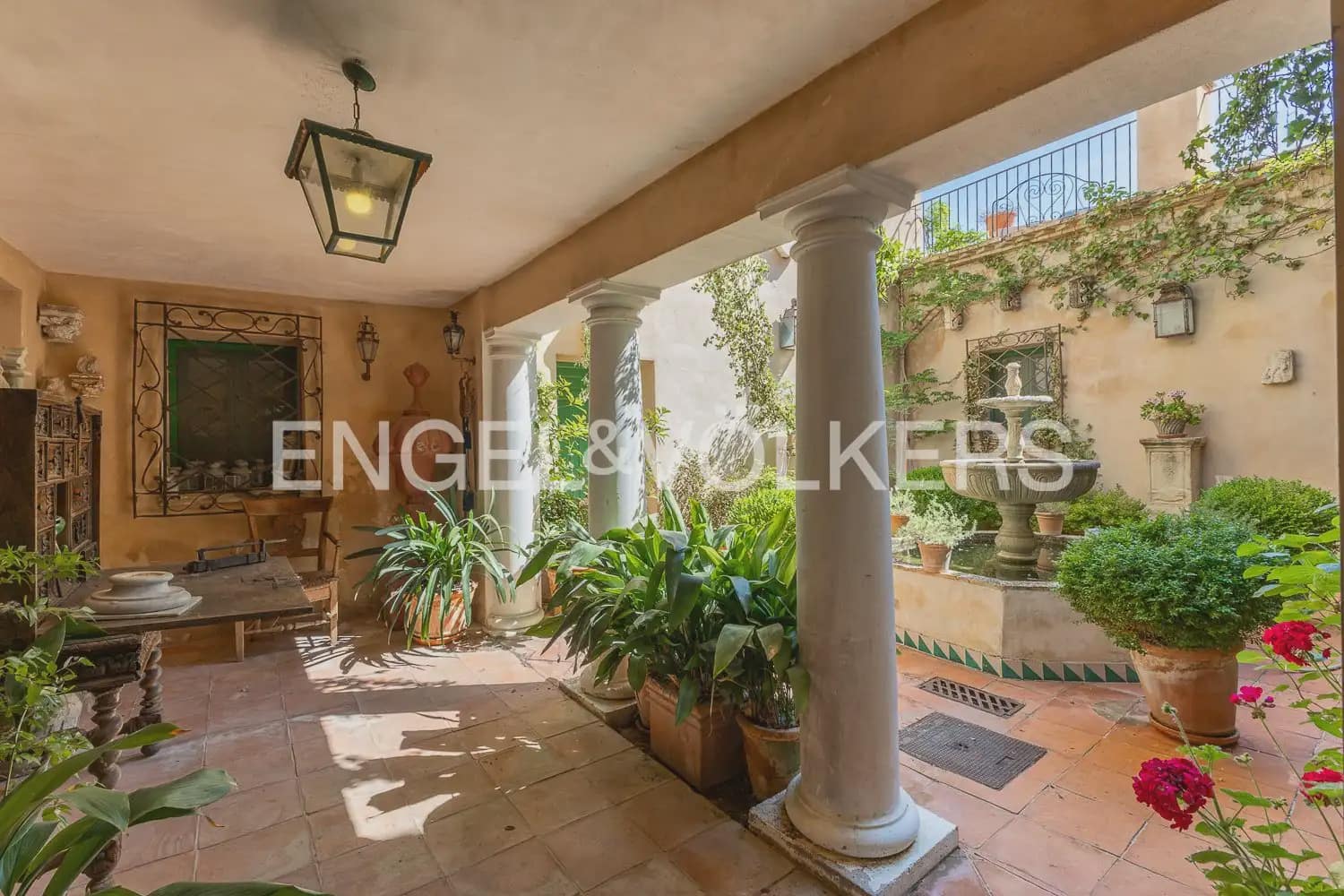 15 slaapkamer Finca/Landhuis te koop in Alcoleja met zwembad garage - € 3.500.000 (Ref: 9898204)