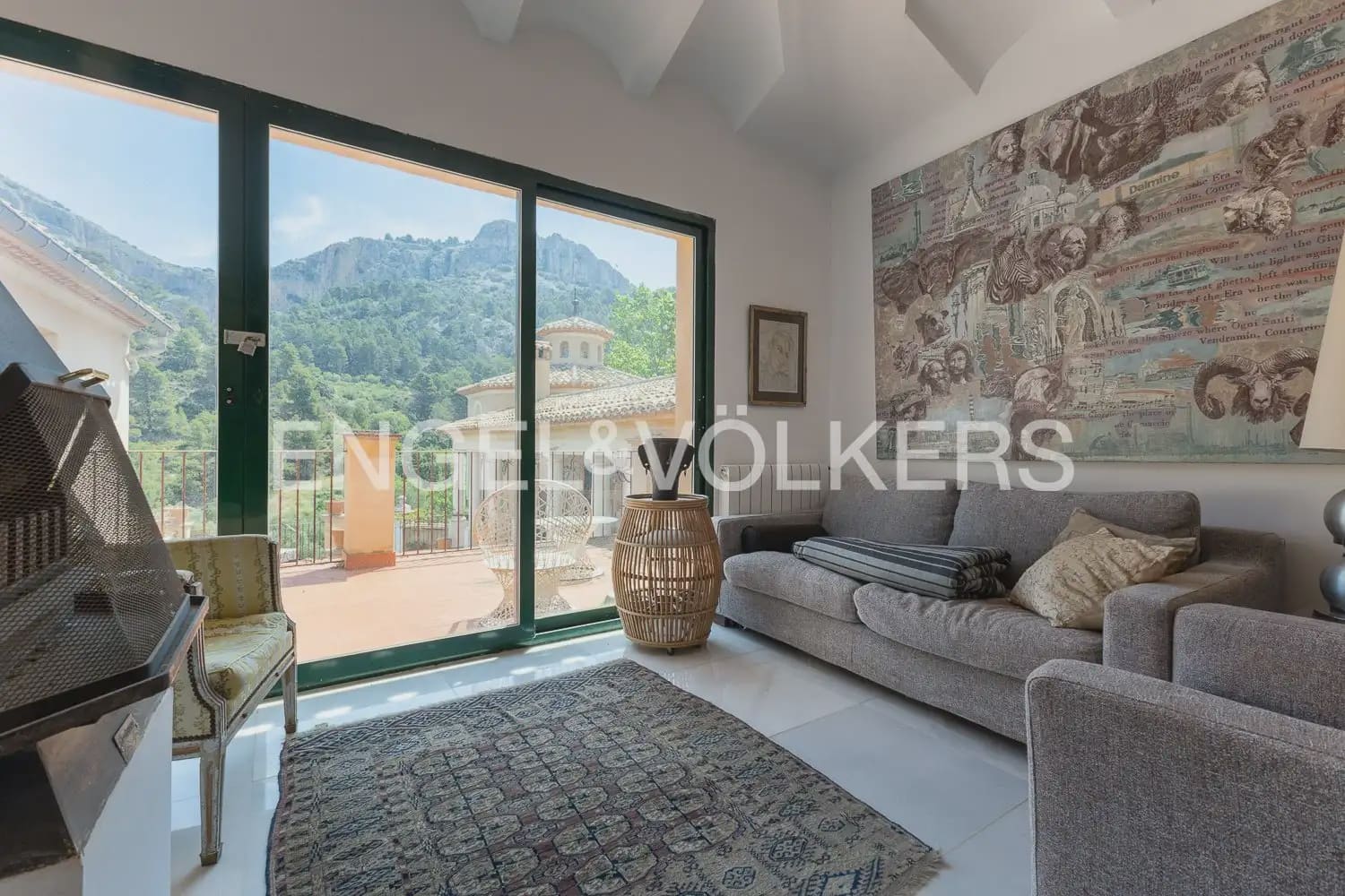 15 slaapkamer Finca/Landhuis te koop in Alcoleja met zwembad garage - € 3.500.000 (Ref: 9898204)